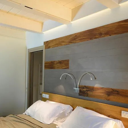 Resort Il Gallo Senone E Senigallia